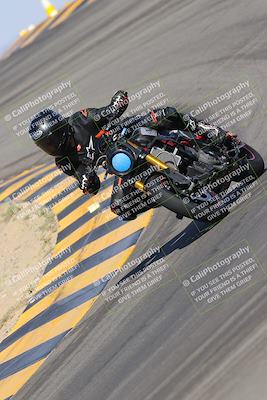 media/Sep-30-2023-SoCal Trackdays (Sat) [[636657bffb]]/Turns 9 and 10 (1010am)/